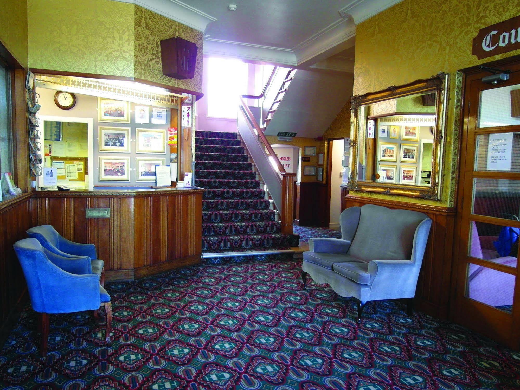 County Hotel Skegness Bagian luar foto