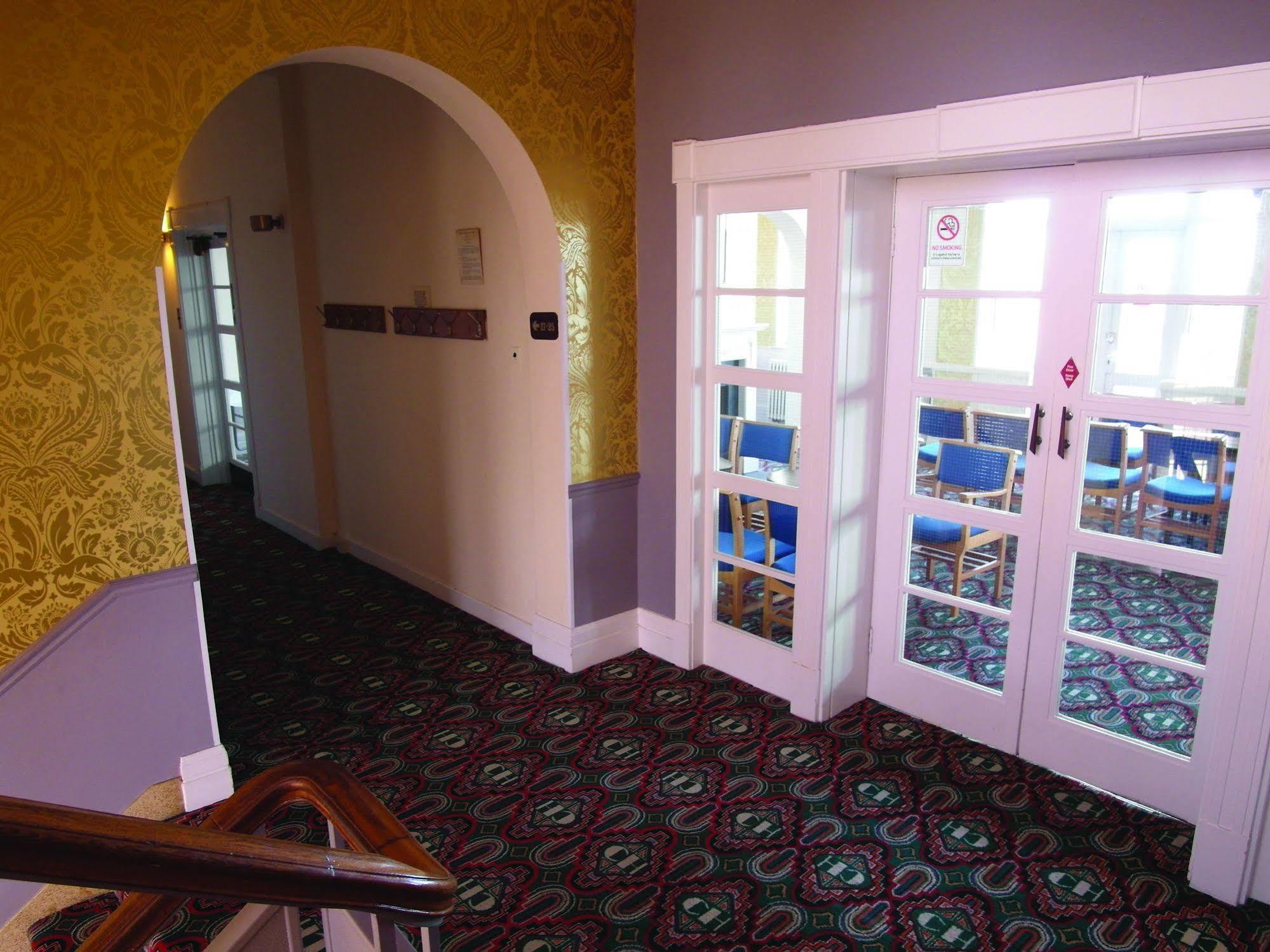 County Hotel Skegness Bagian luar foto